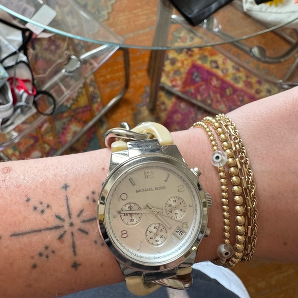 Vintage Michael Kors Watch - Picture 3 of 3
